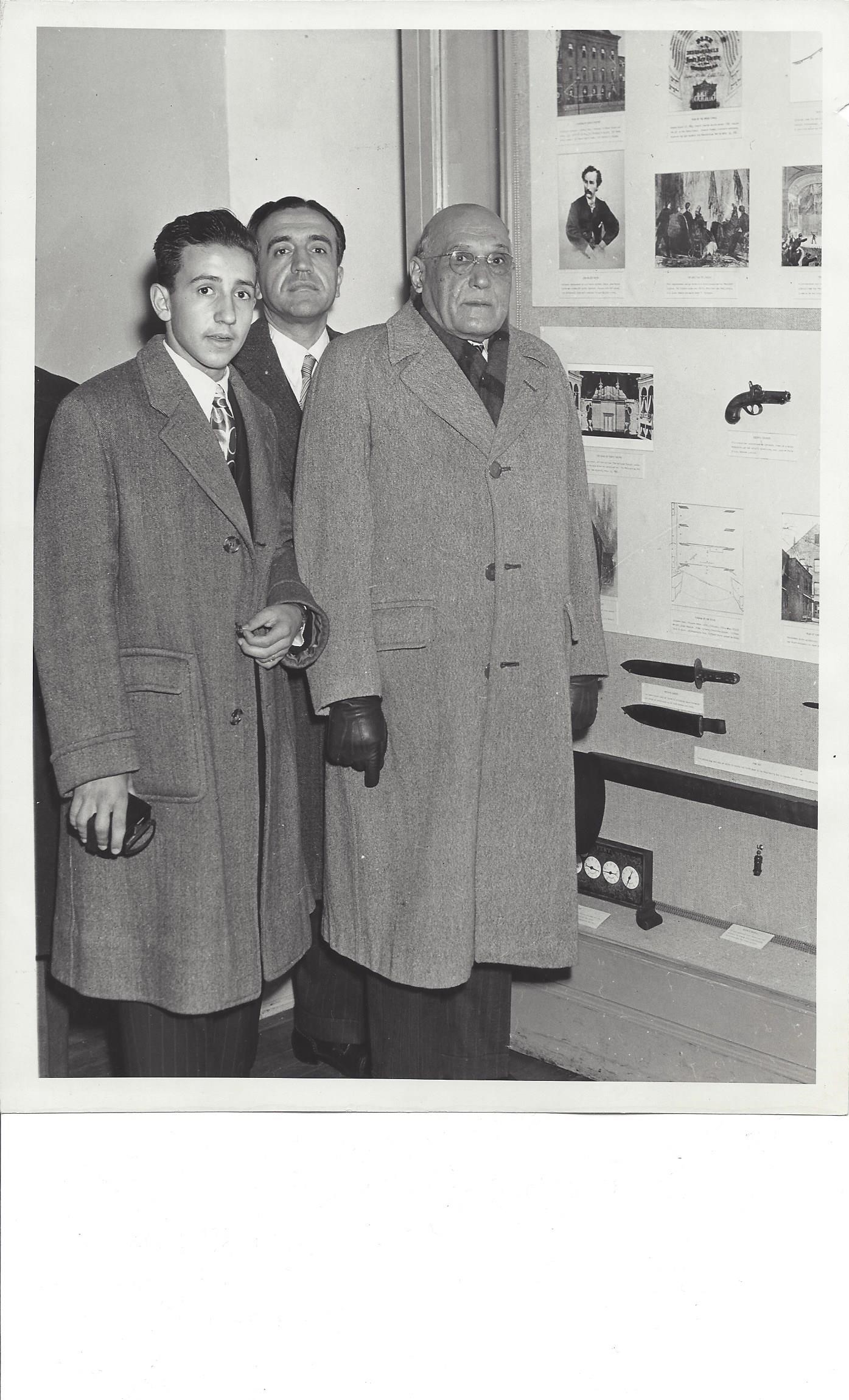 The president-elect of Uruguay and two aides Ford's Theatre museum in 1947.