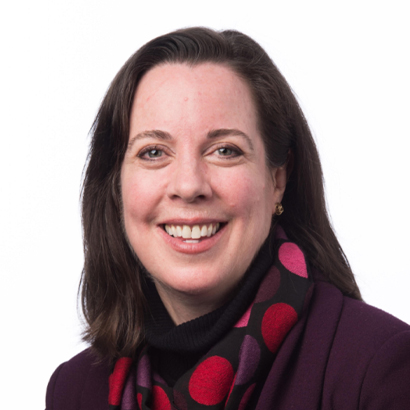 Headshot for Robyn Asleson.